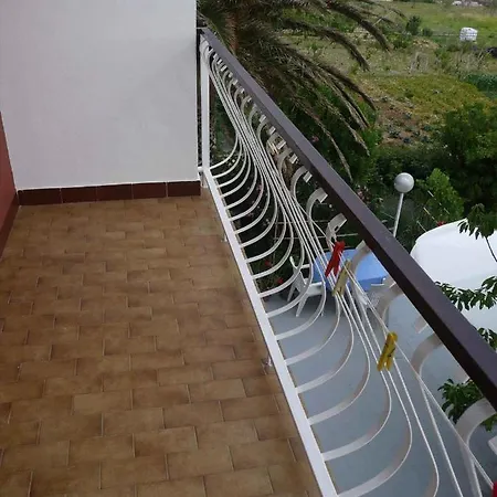 Two-bedroom In Barbat Vii Apartment Barbat na Rabu